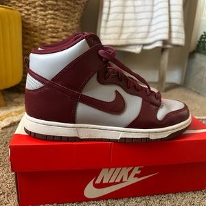 Nike Dunk retro high top